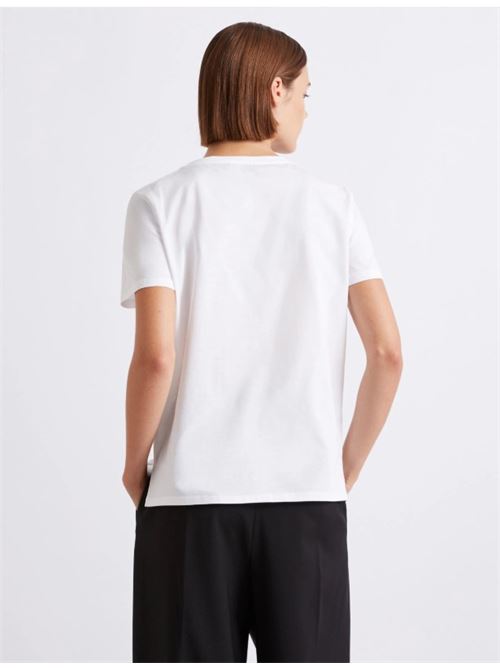 Best of basics: nuova t-shirt in jersey di puro cotone mercerizzato. Un grande must che attraversa le stagioni con fascino ed energia immutate. MARELLA | 2613971011200002